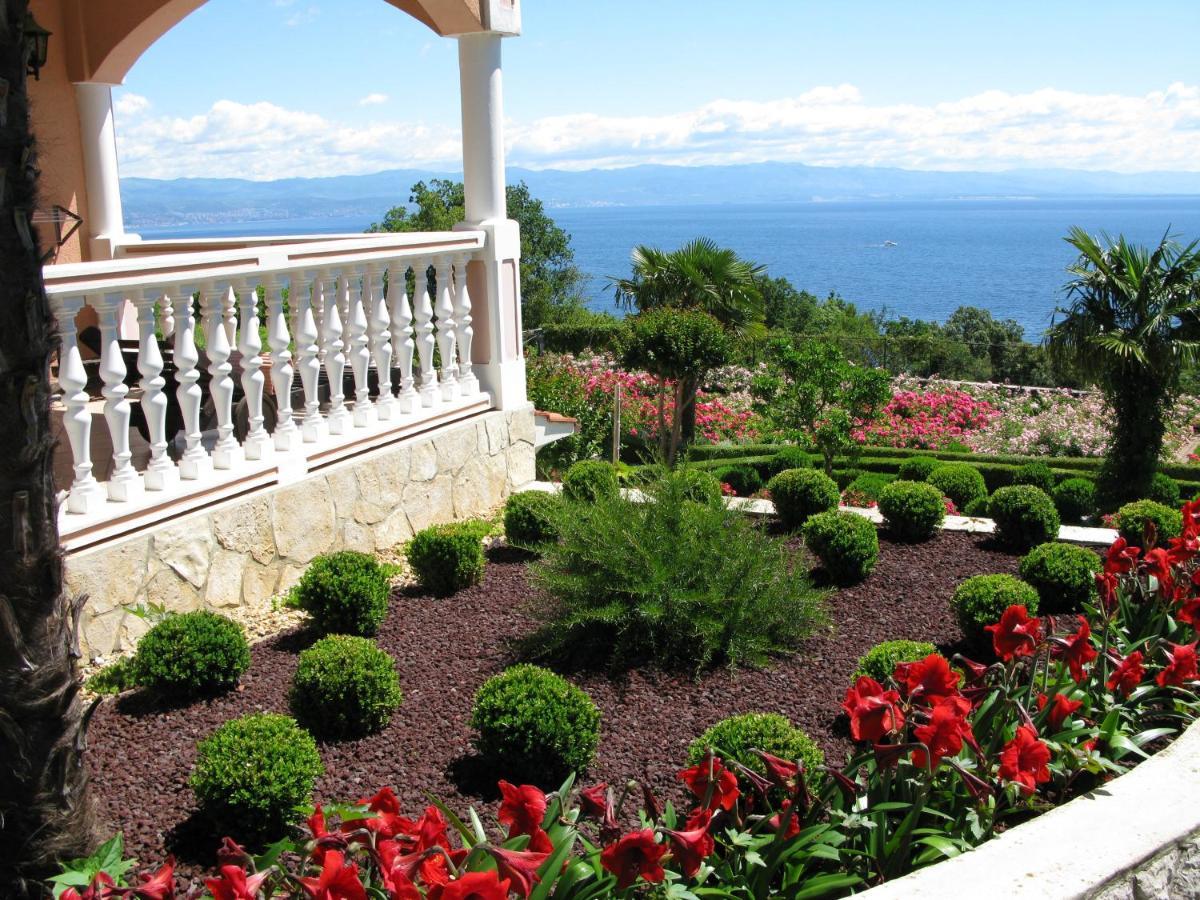 Bed And Breakfast Villa Iris Mošćenička Draga Exterior foto