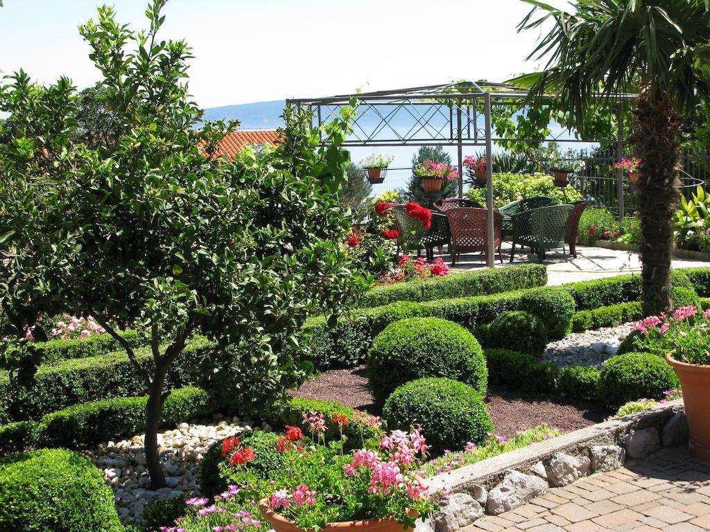 Bed And Breakfast Villa Iris Mošćenička Draga Exterior foto
